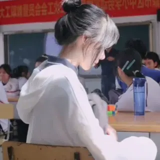 yanzhizaici avatar
